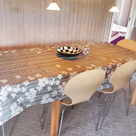 Three-bedroom Holiday Teglbakken 07 Vakantiehuis Egernsund